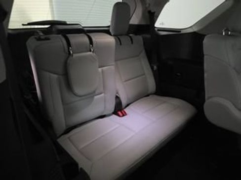 Used 2025 Ford Explorer Platinum w/ Ultimate Package AWD/4WD image 8