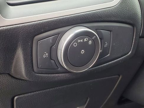 Used 2015 Ford Edge SEL image 13