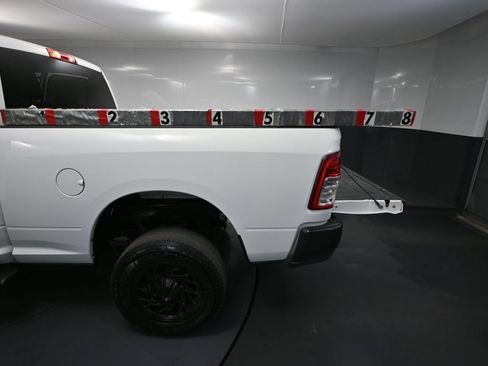 Used 2022 RAM 2500 Tradesman AWD/4WD image 37