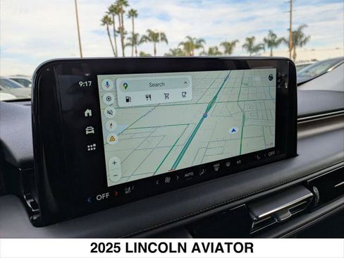 Used 2025 Lincoln Aviator Reserve w/ Equipment Group 201A AWD/4WD image 19