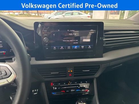 Certified 2025 Volkswagen Jetta Sport image 21