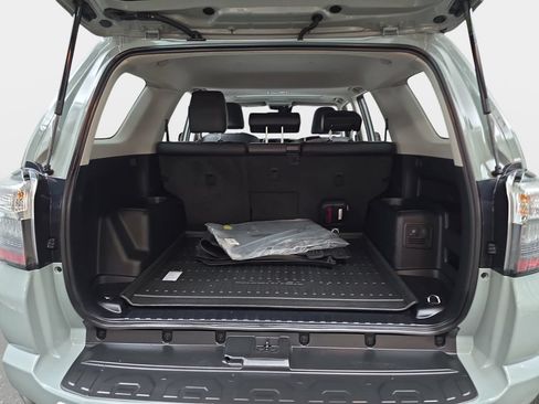 Used 2023 Toyota 4Runner TRD Off-Road Premium w/ Moonroof Package AWD/4WD image 14