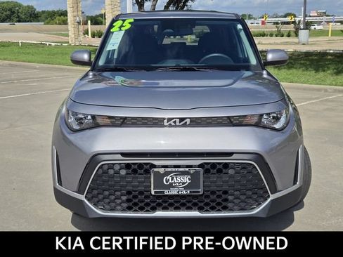 Certified 2025 Kia Soul LX w/ LX Technology Package FWD image 2