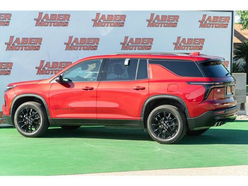 Used 2024 Chevrolet Traverse LT w/ Midnight/Sport Edition FWD image 24