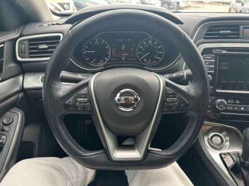 Used 2019 Nissan Maxima 3.5 S w/ Floor Mat Group FWD image 15