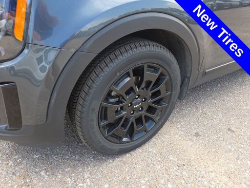 Used 2022 Kia Telluride SX w/ SX Prestige Package AWD/4WD image 19
