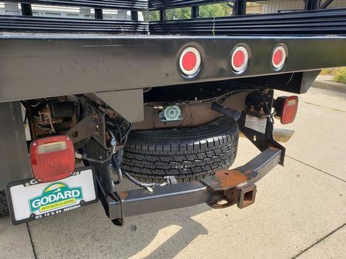 Used 2011 Ford F350 XL w/ Skid Plate Pkg image 11