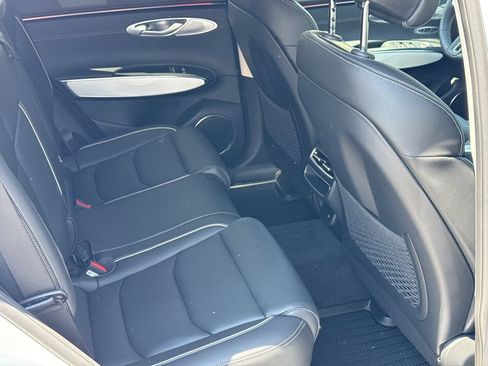 New 2026 Genesis GV70 2.5T Advanced AWD/4WD image 17