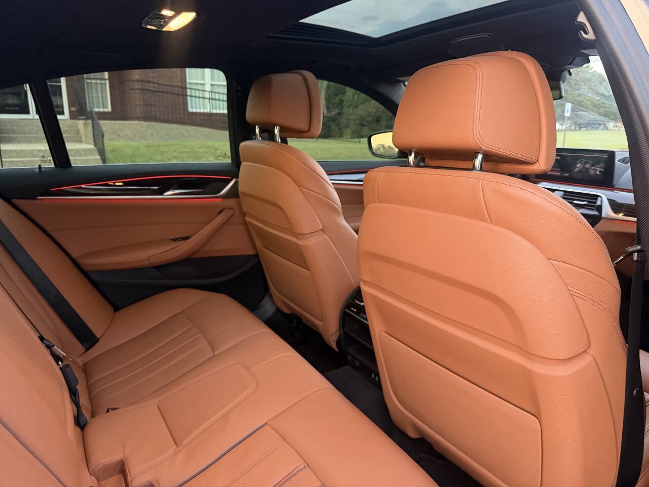 Used 2020 BMW 530i w/ Convenience Package RWD image 30