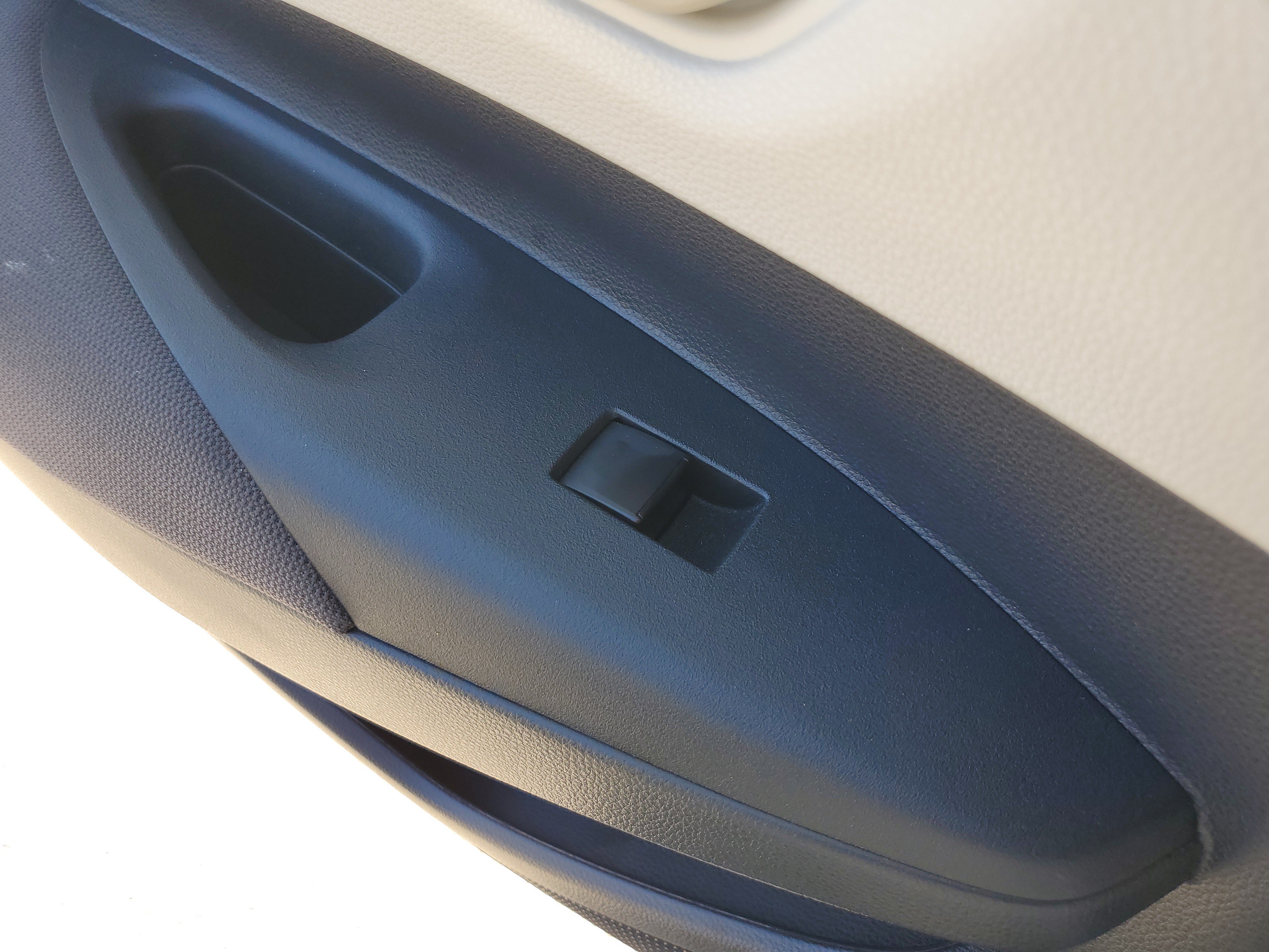Used 2026 Toyota Corolla LE FWD image 14