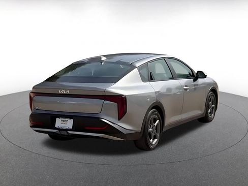 Used 2025 Kia K4 LXS image 14