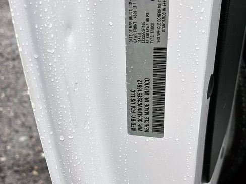 Used 2025 RAM ProMaster 2500 w/ U-Haul Equipment Group FWD image 25