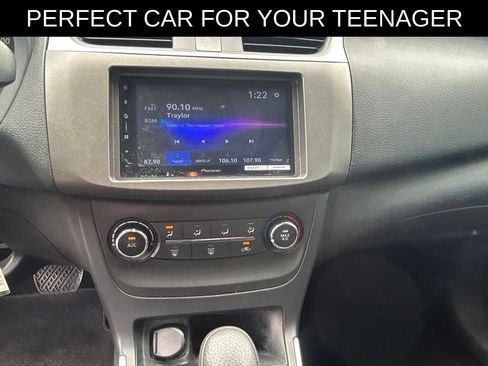 Used 2016 Nissan Sentra S FWD image 14
