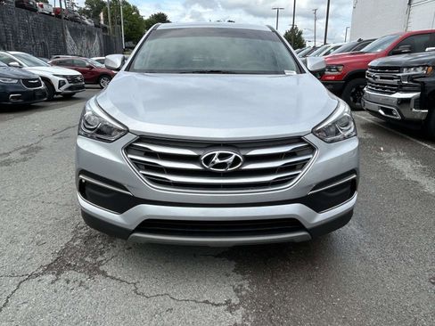 Used 2018 Hyundai Santa Fe Sport w/ Cargo Package FWD image 8
