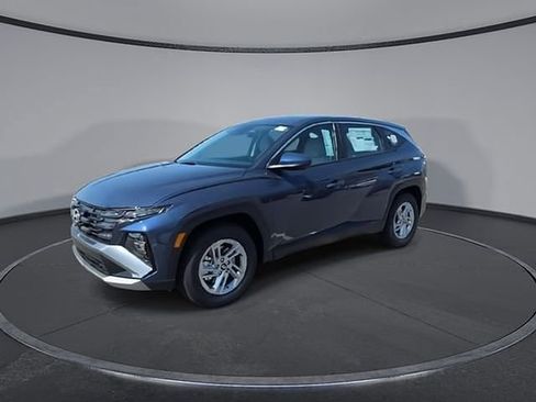 New 2026 Hyundai Tucson SE image 7