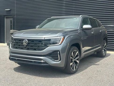 New 2025 Volkswagen Atlas Cross Sport SEL Premium R-Line AWD/4WD image 4