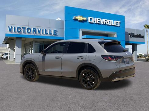 Used 2025 Honda HR-V Sport image 6