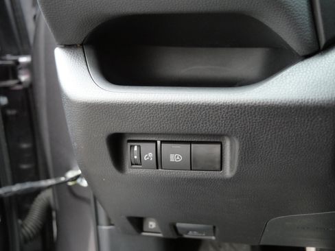 Certified 2025 Toyota RAV4 LE image 27