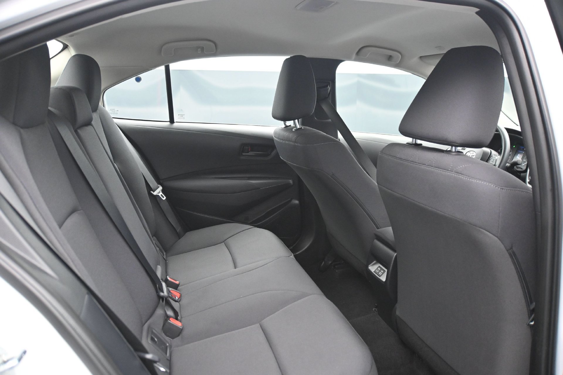 Used 2024 Toyota Corolla LE FWD image 14