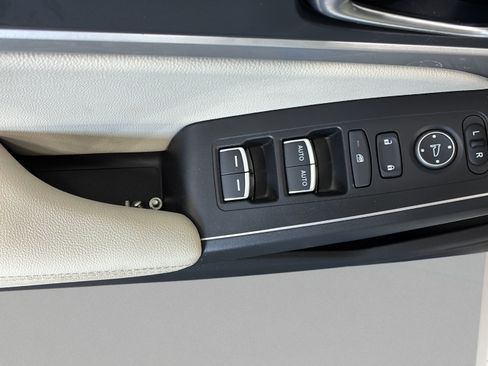 Used 2025 Acura Integra A-Spec FWD image 11