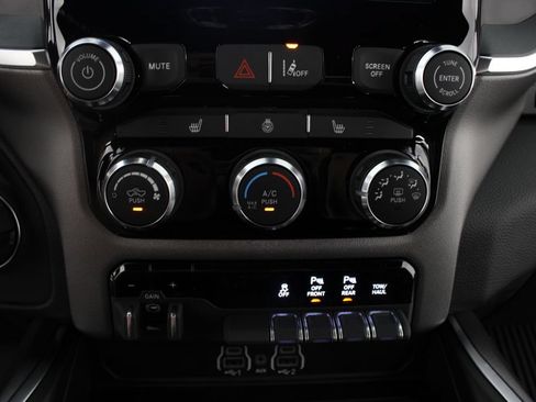 New 2026 RAM 1500 Big Horn AWD/4WD image 6