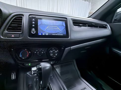 Used 2022 Honda HR-V Sport image 23