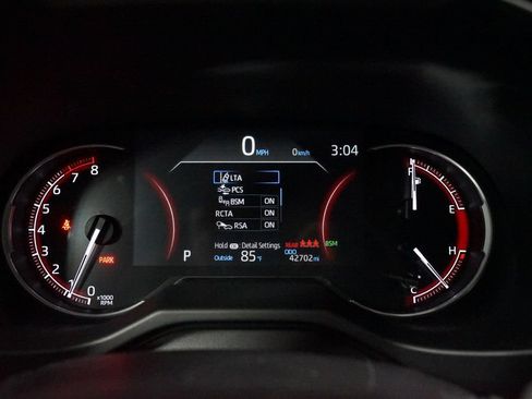 Certified 2025 Toyota RAV4 XLE FWD image 15