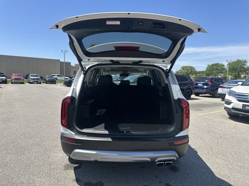 Used 2020 Kia Telluride EX AWD/4WD image 10