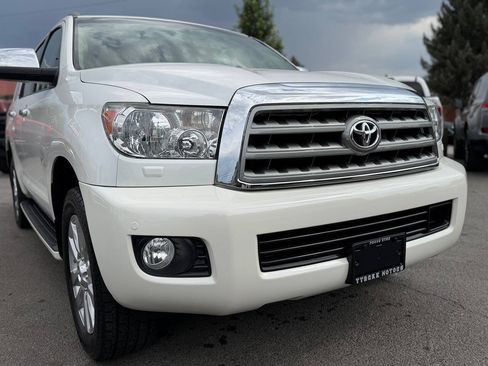 Used 2015 Toyota Sequoia Platinum AWD/4WD image 22