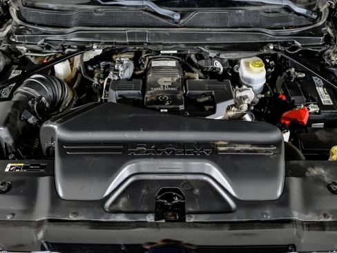 Used 2020 RAM 2500 Limited AWD/4WD image 53