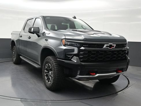 Used 2026 Chevrolet Silverado 1500 ZR2 w/ LPO, Dark Essentials Package AWD/4WD image 8