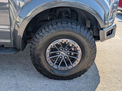Used 2020 Ford F150 Raptor w/ Equipment Group 802A Luxury image 17