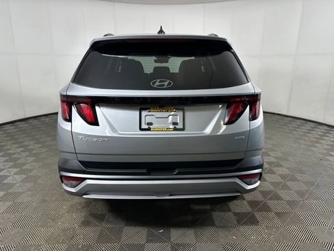 Certified 2025 Hyundai Tucson SEL AWD/4WD image 4