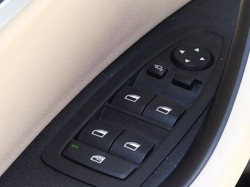 Used 2020 BMW X2 xDrive28i w/ Convenience Package AWD/4WD image 10