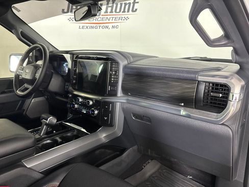 Used 2025 Ford F150 Lariat w/ Equipment Group 502A High AWD/4WD image 33