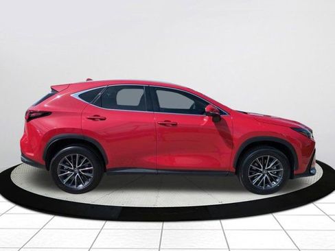 Certified 2024 Lexus NX 250 FWD image 3