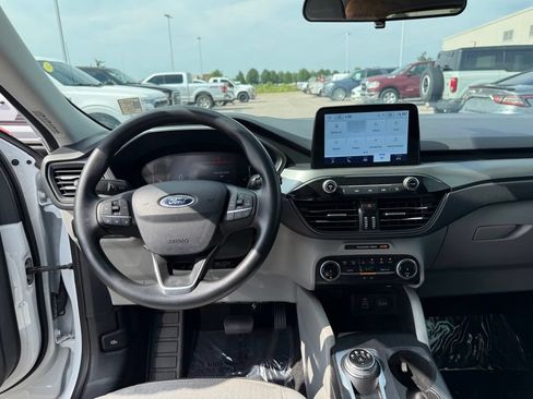 Used 2025 Ford Escape Active FWD image 12