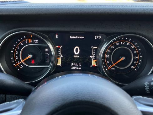 Used 2021 Jeep Wrangler Unlimited Sahara image 42