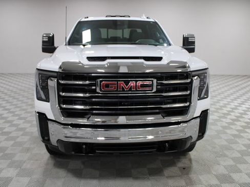 New 2025 GMC Sierra 2500 SLT w/ SLT Premium Package image 2