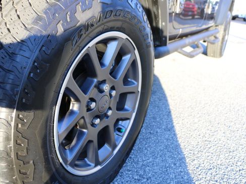 Used 2020 Jeep Gladiator Sport w/ Quick Order Package 24S image 13