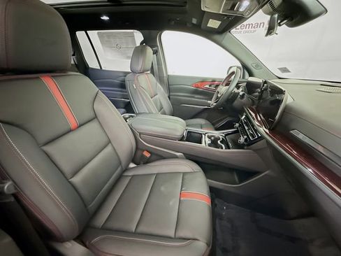 New 2026 Chevrolet Traverse RS AWD/4WD image 31