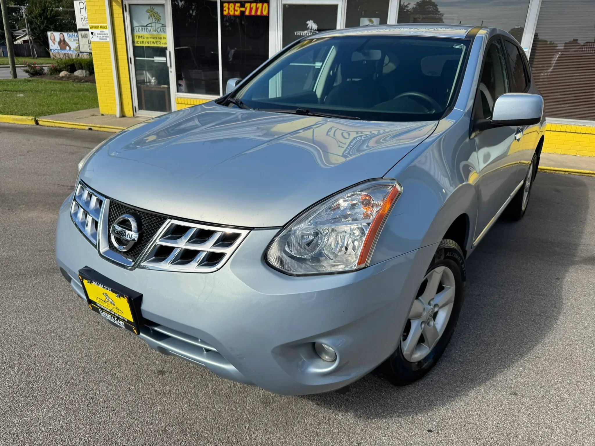 Used 2013 Nissan Rogue S w/ Special Edition Pkg AWD/4WD image 2