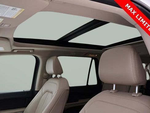 Used 2023 Ford Expedition Max Limited image 15