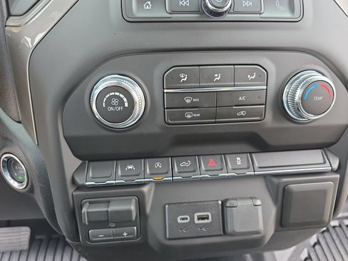 New 2026 GMC Sierra 1500 Pro w/ Pro Value Package AWD/4WD image 19