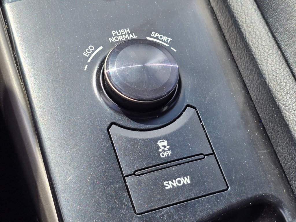 Used 2014 Lexus IS 250 w/ Navigation Package RWD image 16