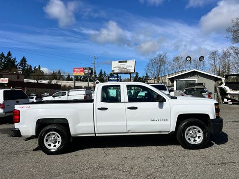 Used 2014 Chevrolet Silverado 1500 W/T w/ Trailering Package image 7