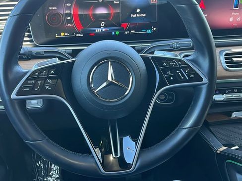 Used 2025 Mercedes-Benz GLE 450 4MATIC image 22