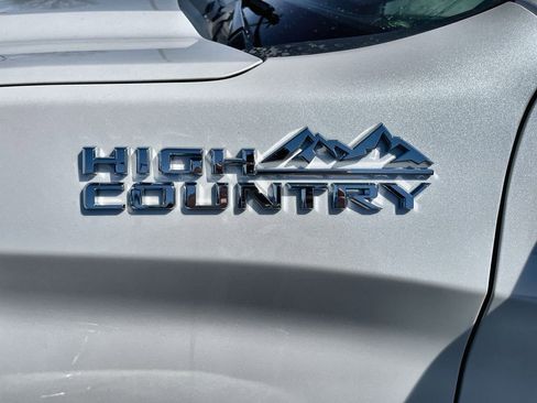 Certified 2024 Chevrolet Silverado 1500 High Country w/ High Country Premium Package image 33