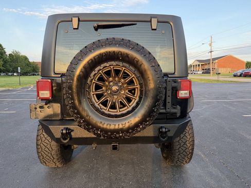 Used 2016 Jeep Wrangler Unlimited Sport w/ Trailer Tow Group AWD/4WD image 5