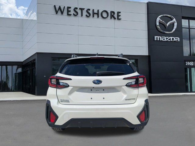 Used 2025 Subaru Crosstrek 2.5i Premium AWD/4WD image 4